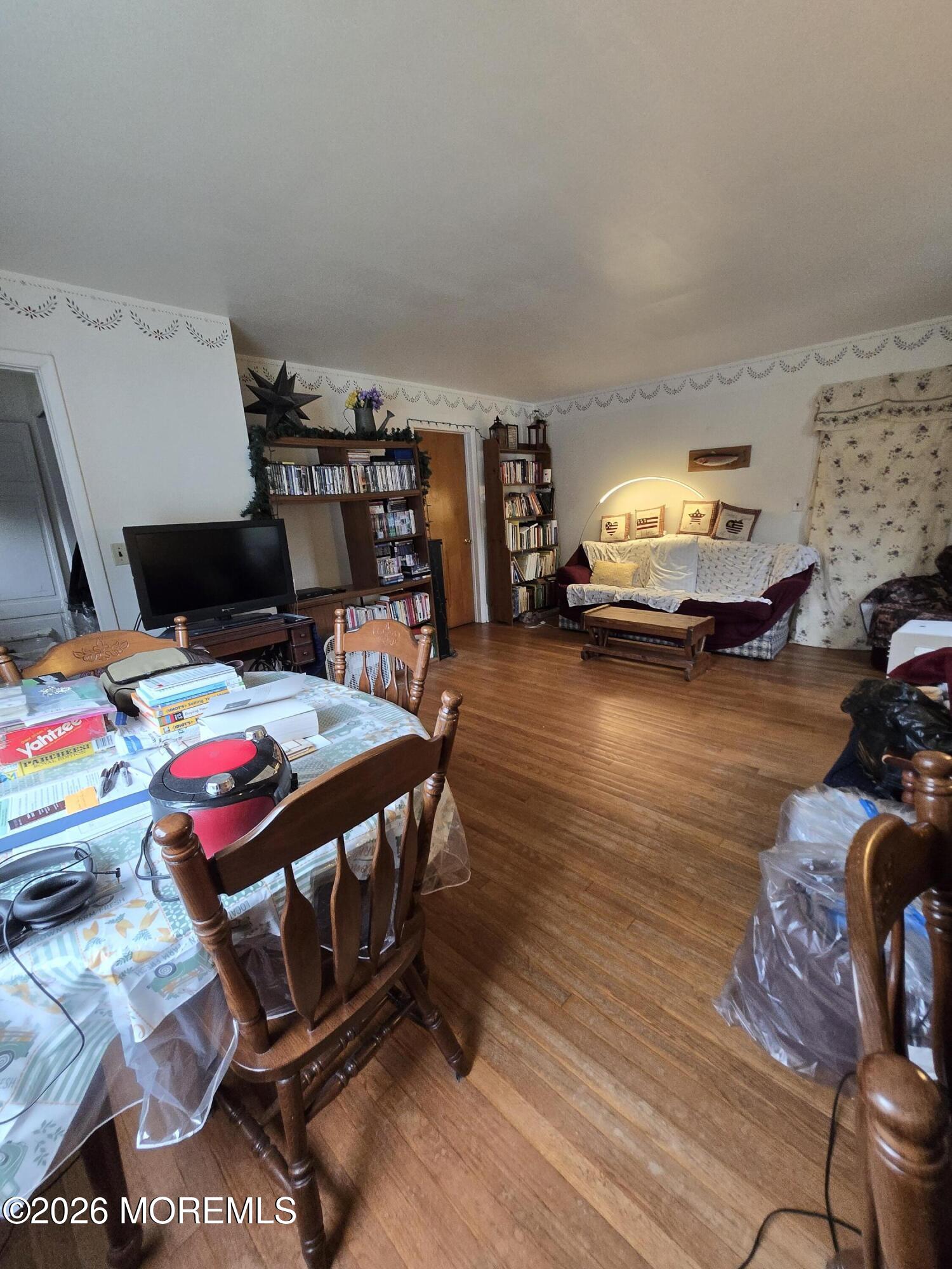 106 Waterworks Road Freehold, NJ 07728 - Photo 11 of 69 38614