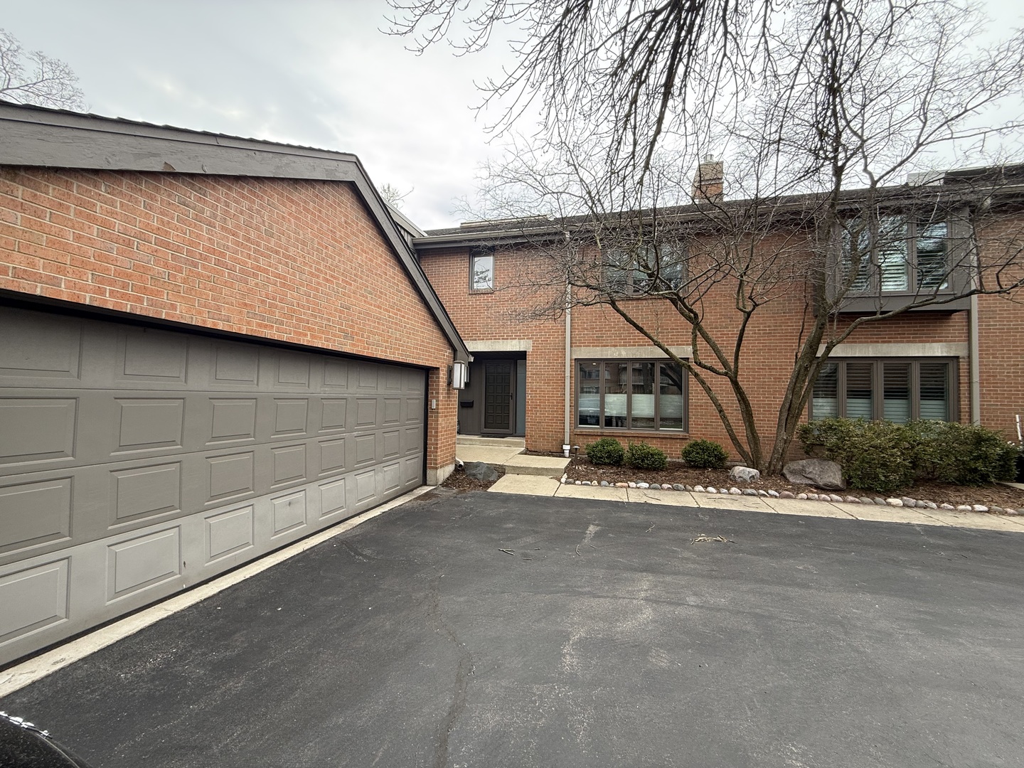 25 Park Lane Park Ridge, IL 60068 - Photo 1 of 9