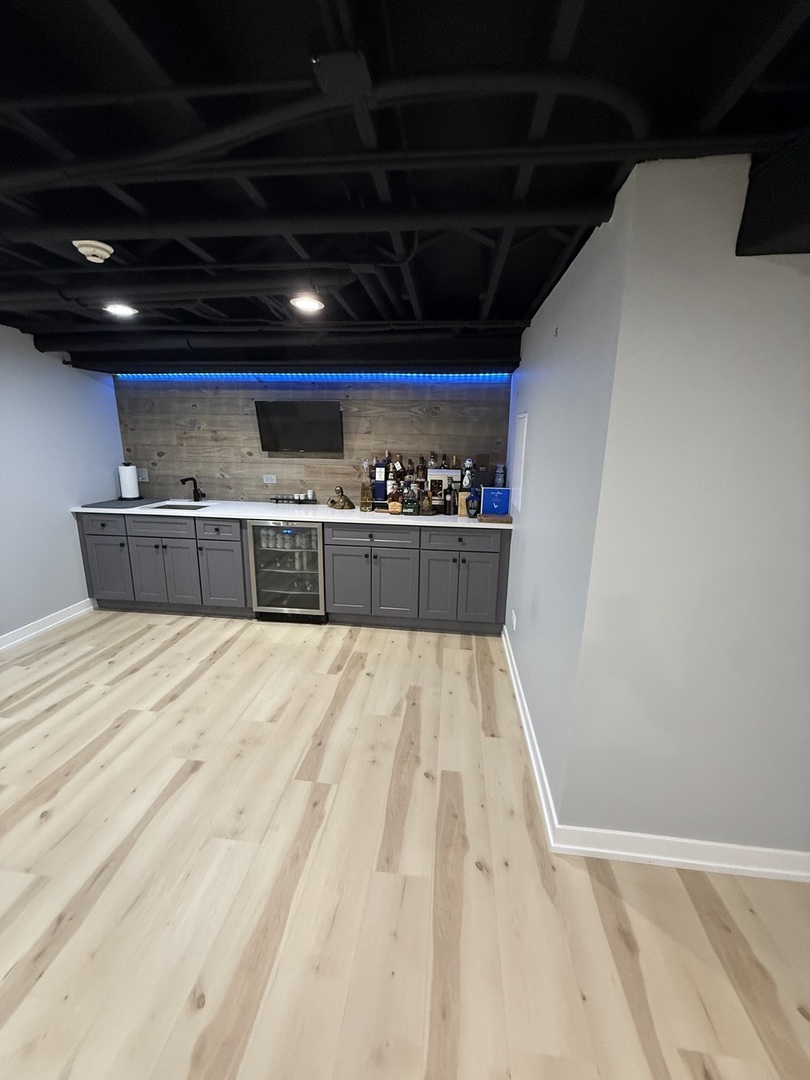 25 Park Lane Park Ridge, IL 60068 - Photo 5 of 9