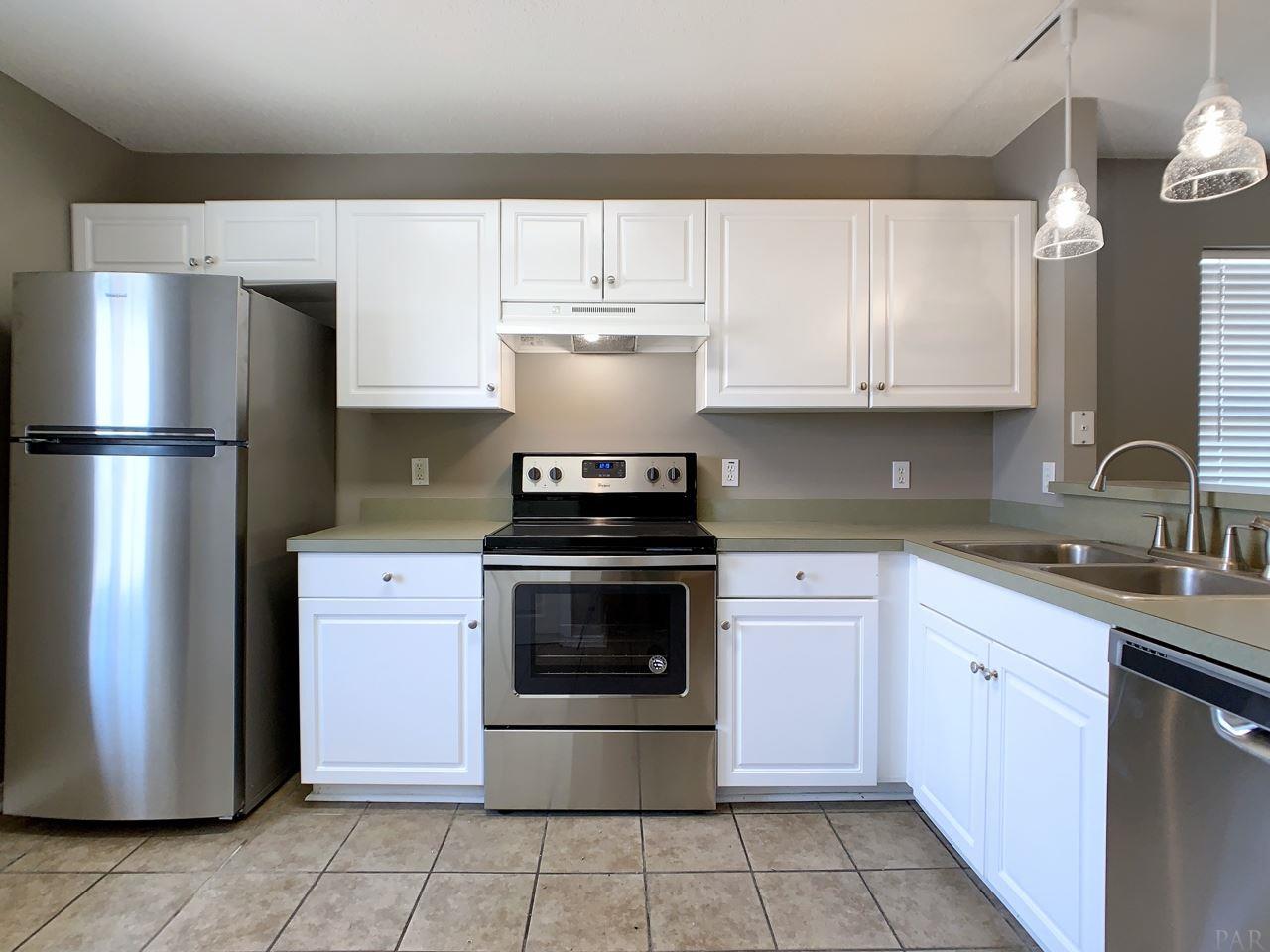 7650 Chablis Circle Navarre, FL 32566 - Photo 15 of 35
