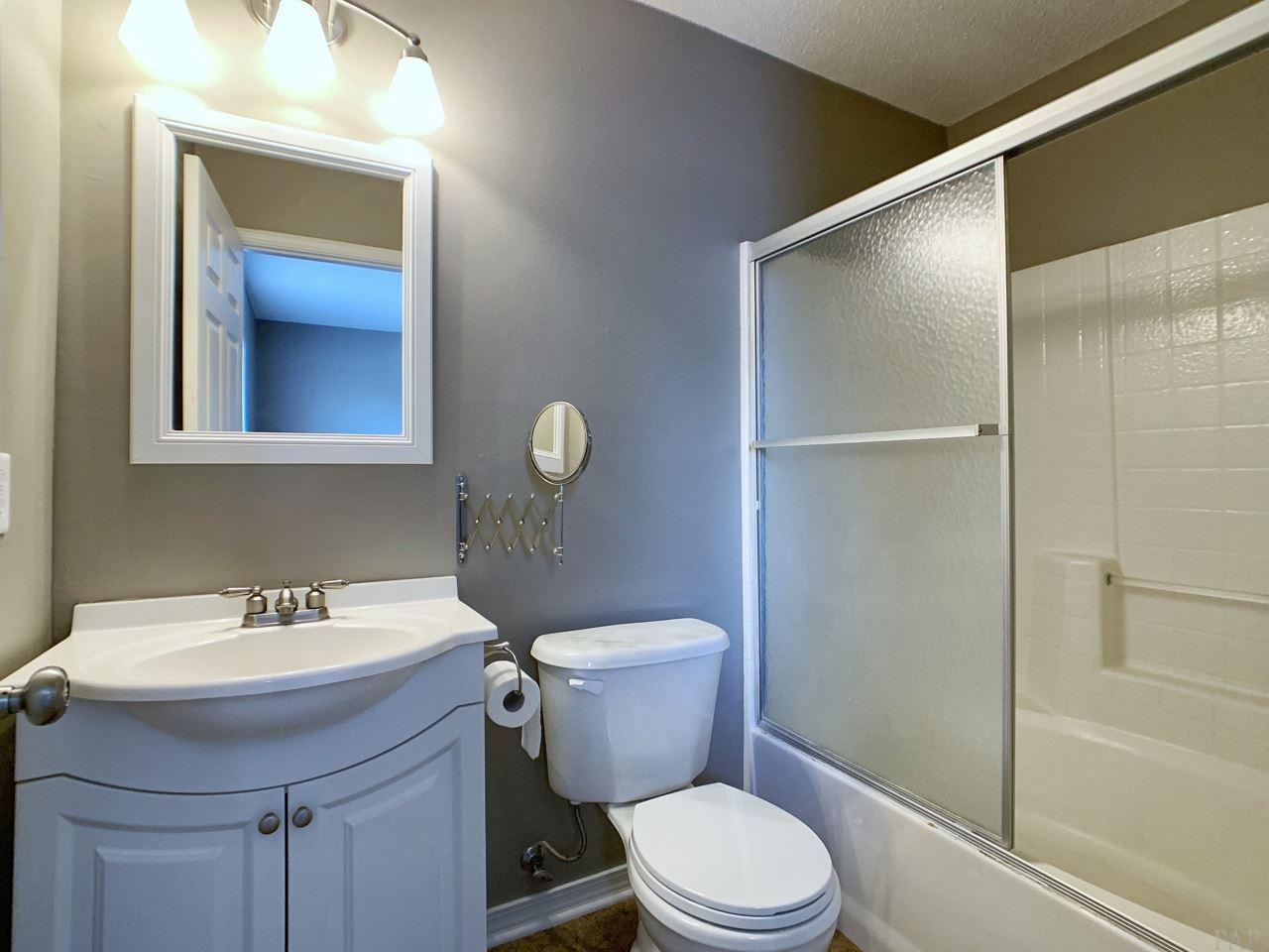 7650 Chablis Circle Navarre, FL 32566 - Photo 23 of 35