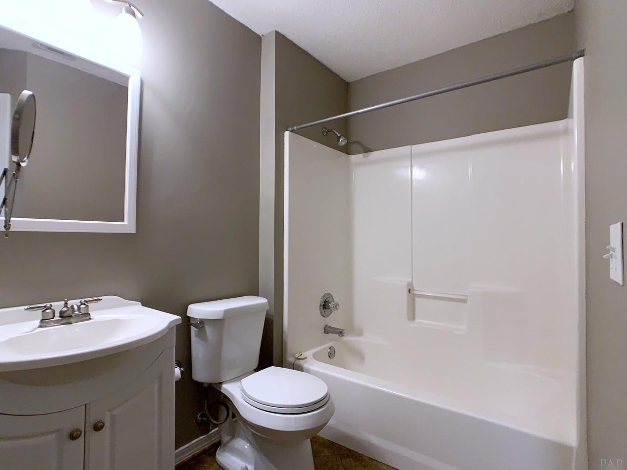 7650 Chablis Circle Navarre, FL 32566 - Photo 30 of 35