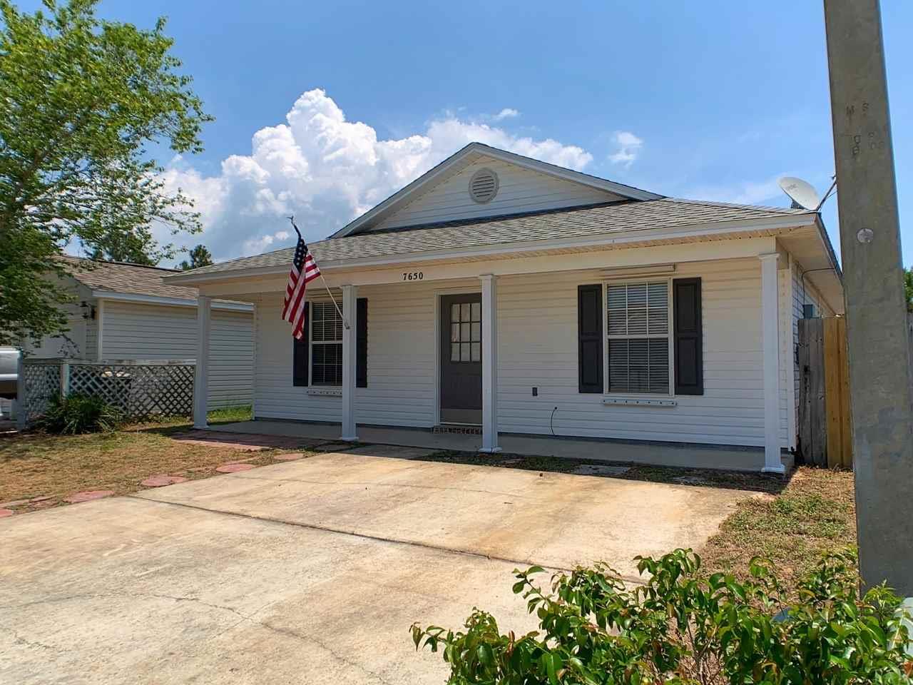 7650 Chablis Circle Navarre, FL 32566 - Photo 4 of 35