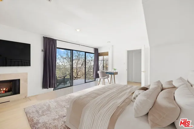 $10,500 | 8546 Hillside Avenue, Los Angeles, CA 90069