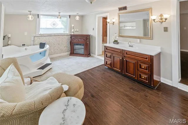 $424,500 | 339 East Mill Street, Millstadt, IL 62260