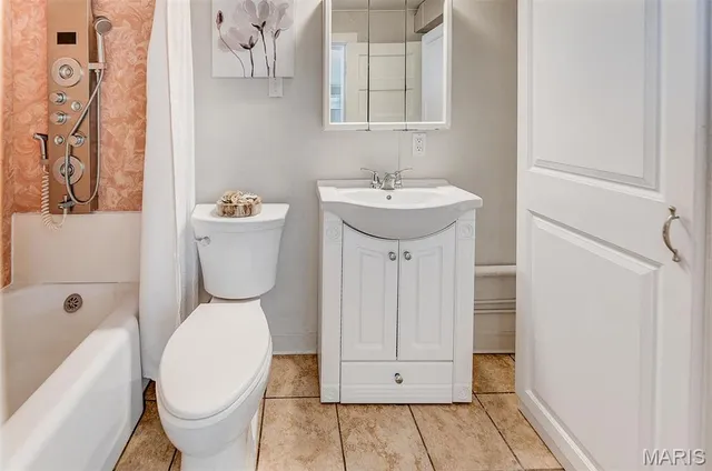 $424,500 | 339 East Mill Street, Millstadt, IL 62260