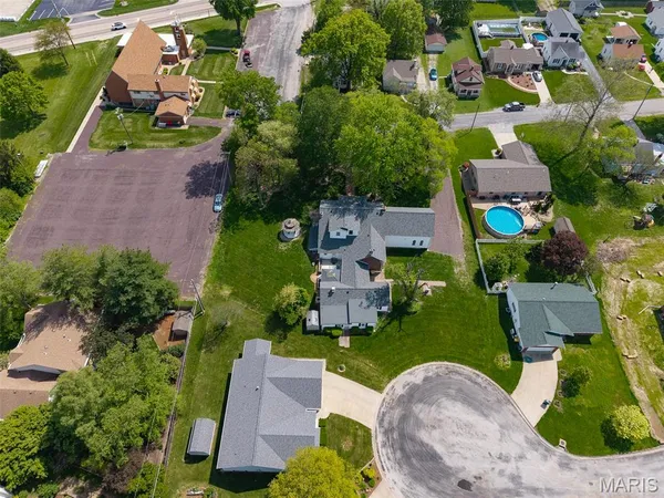 $424,500 | 339 East Mill Street, Millstadt, IL 62260