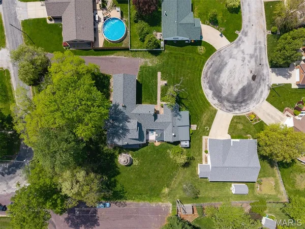 $424,500 | 339 East Mill Street, Millstadt, IL 62260