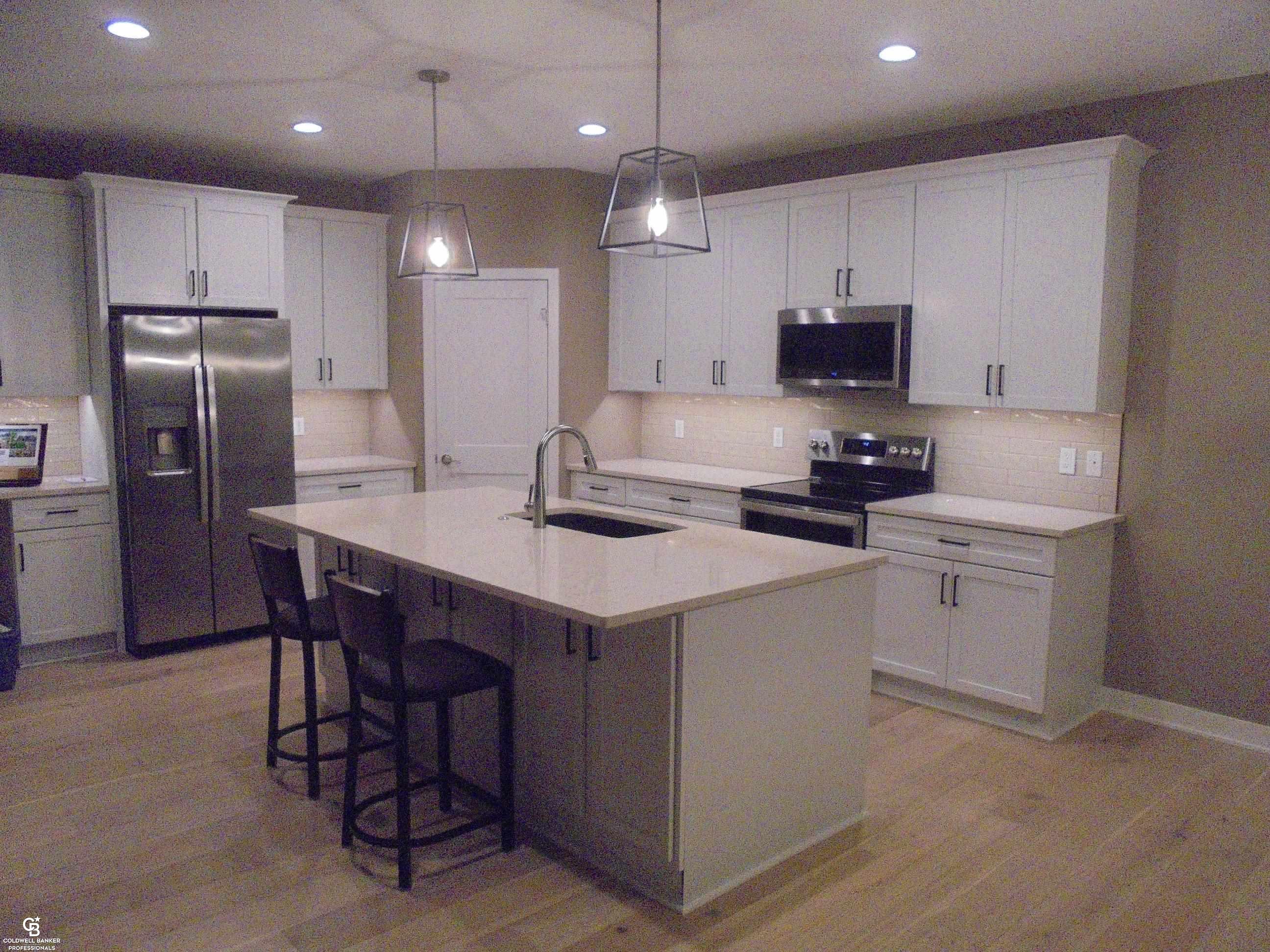 1021 Crestwyk Lane Rochester, MI 48307 - Photo 38 of 44 Upgraded Lighting