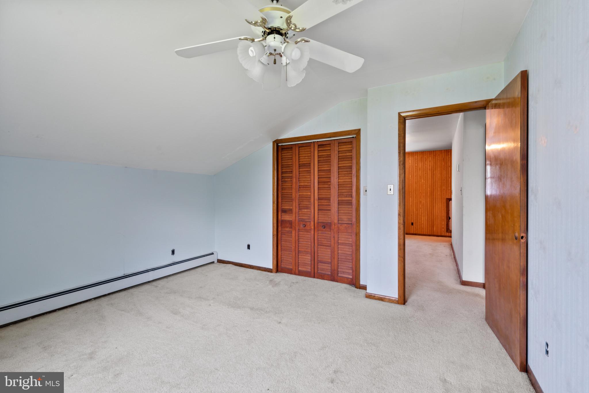 7622 Old Battle Grove Road Dundalk, MD 21222 - Photo 21 of 36 2nd floor bedroom 3