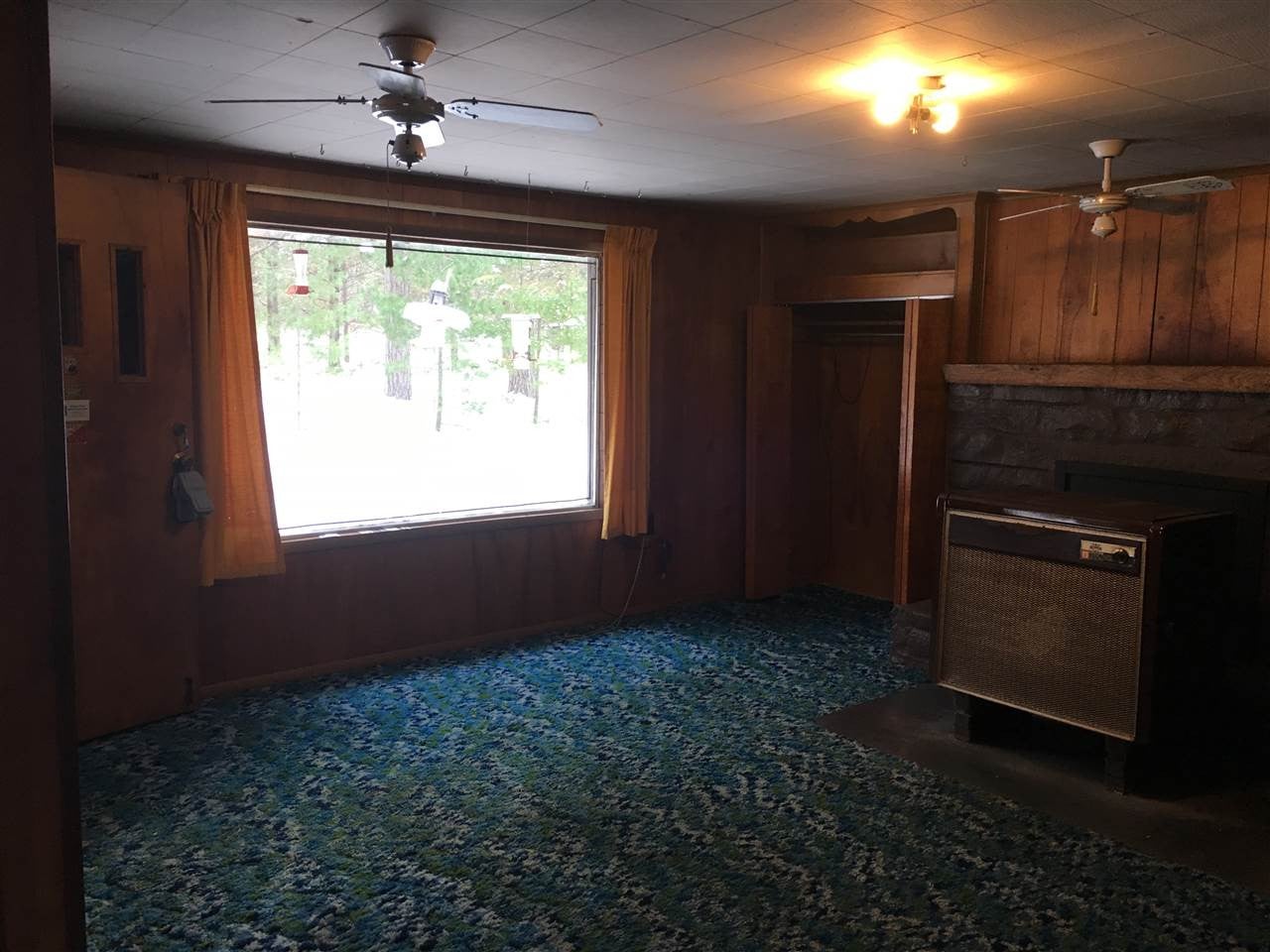 9251 Roscommon Road Roscommon, MI 48653 - Photo 2 of 14 Gallery Image 2