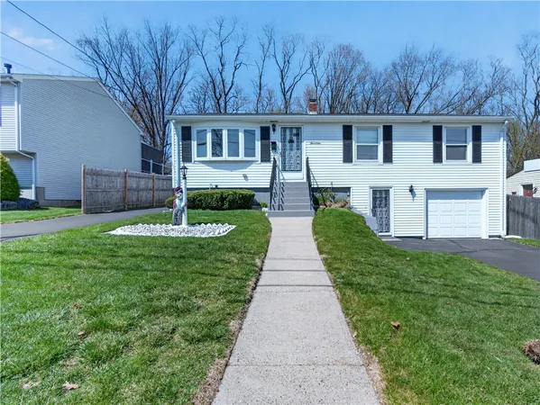 $349,900 | 17 Crawford Street, Cranston, RI 02910