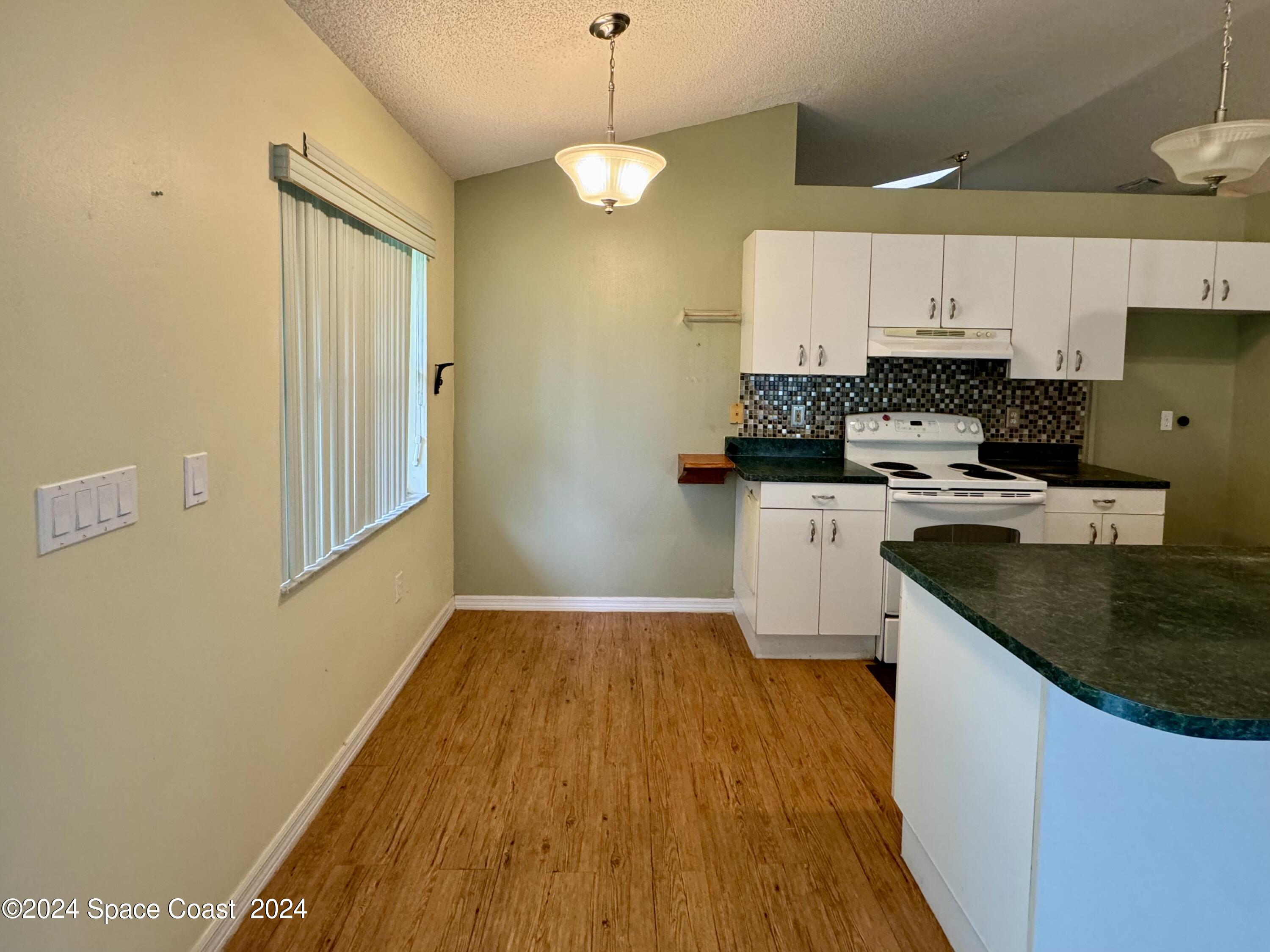 328 Trier Road Northwest Palm Bay, FL 32907 - Photo 18 of 34 IMG_5109