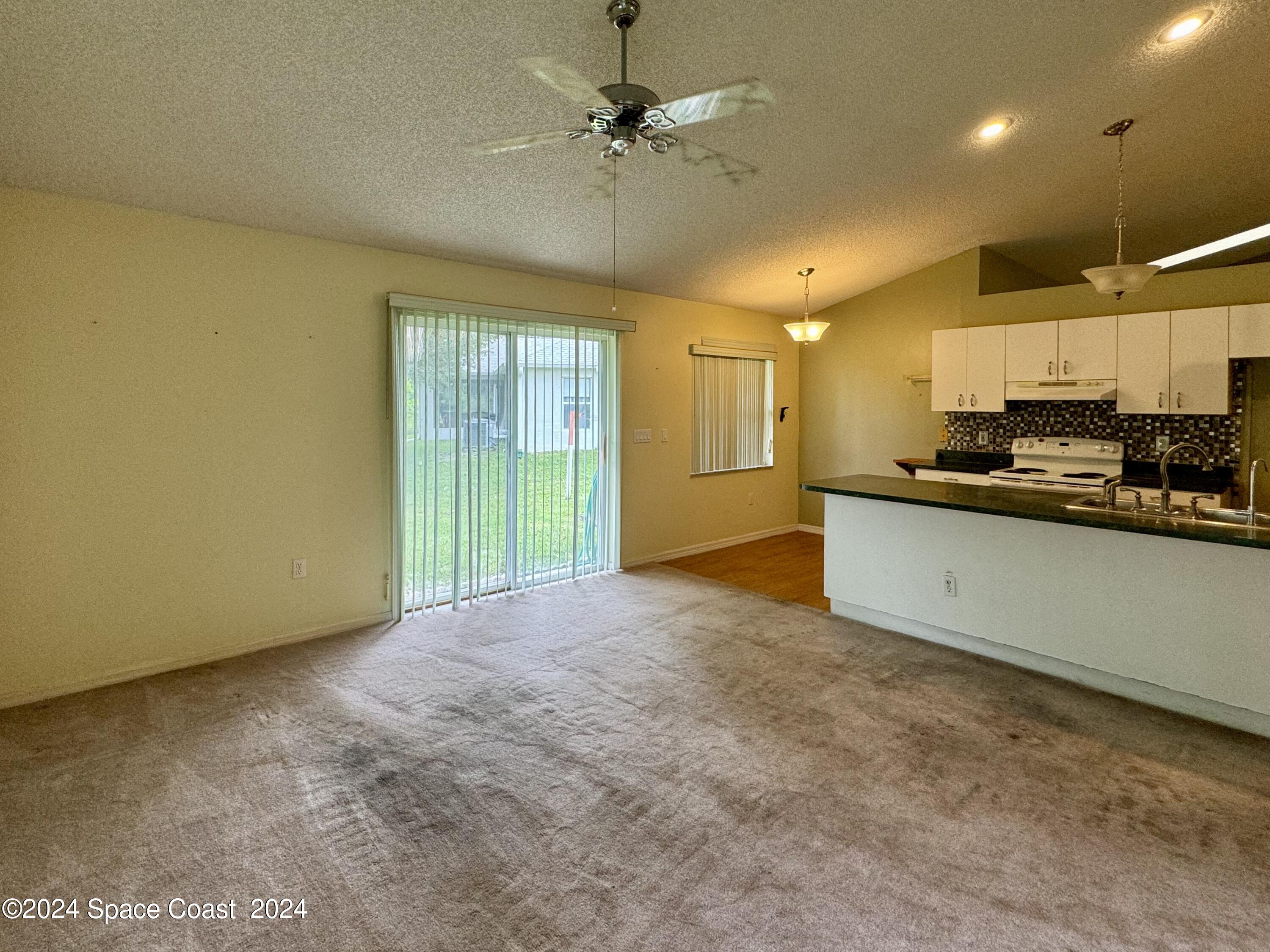 328 Trier Road Northwest Palm Bay, FL 32907 - Photo 22 of 34 IMG_5113