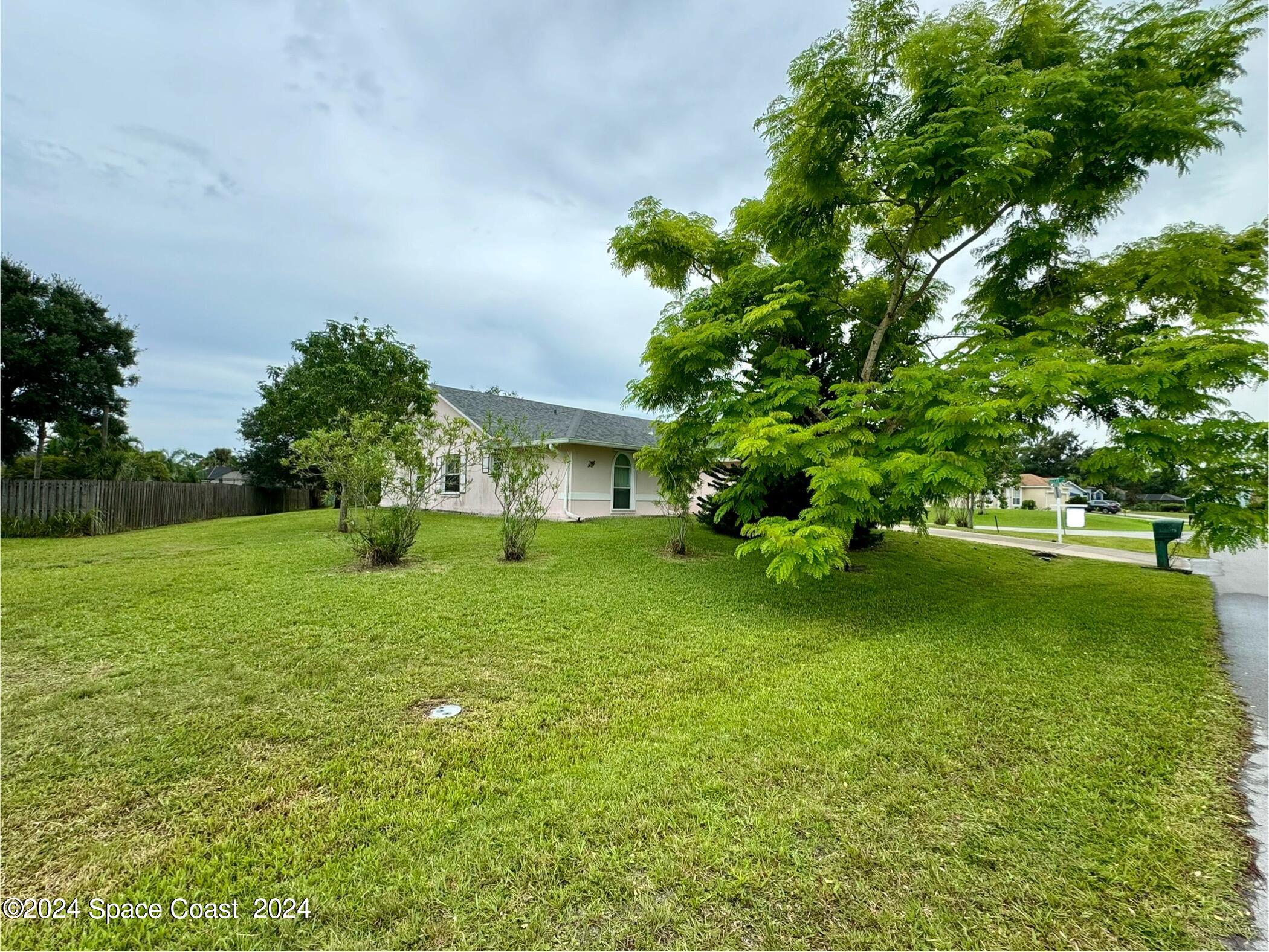 328 Trier Road Northwest Palm Bay, FL 32907 - Photo 34 of 34 IMG_5128