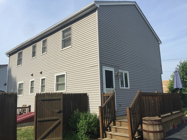 76-78 Cobb Street Springfield, MA 01119 - Photo 3 of 18 Gallery Image 3