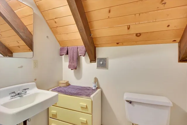 $284,000 | 11306 Winding Way, Clipper Mills, CA 95930