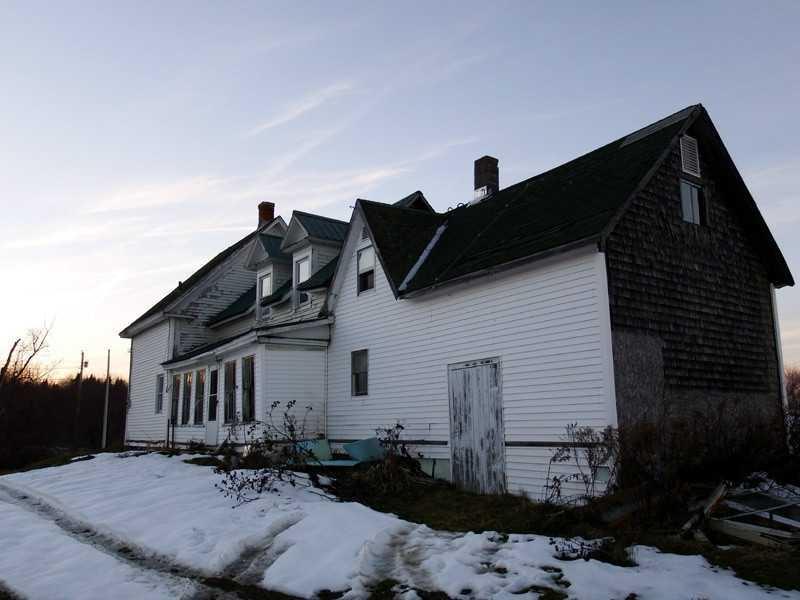 233 Moose Brook Road Houlton, ME 04730 - Photo 13 of 29 Exterior Side View.