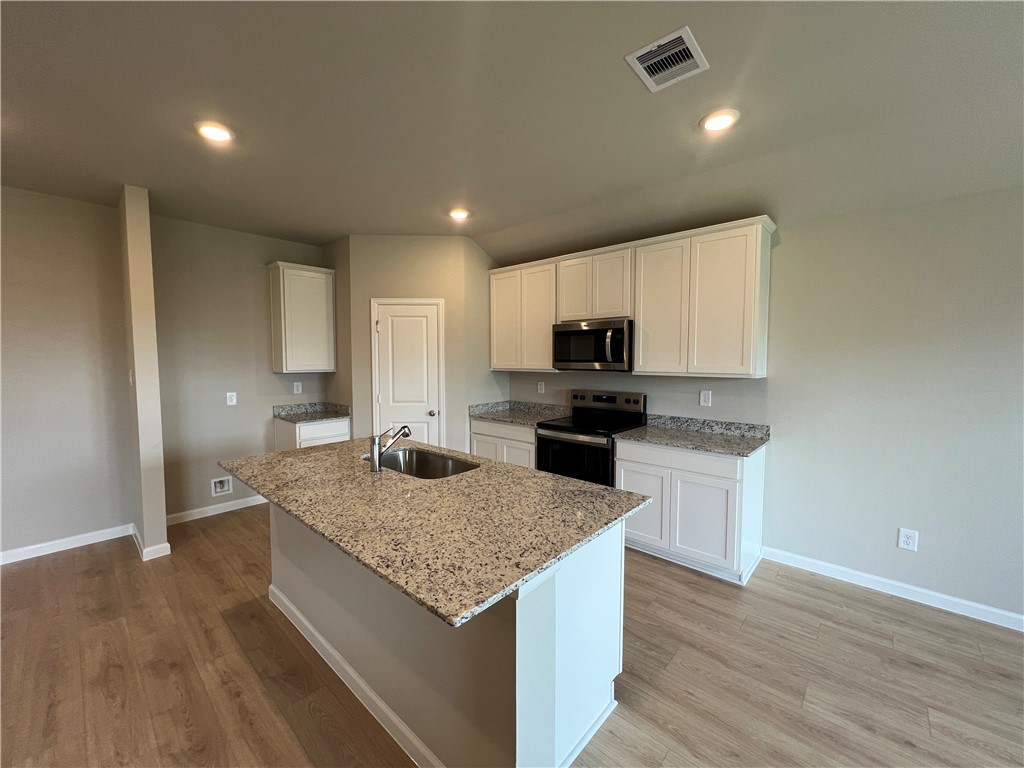 449 Combine Road Snook, TX 77879 - Photo 3 of 7