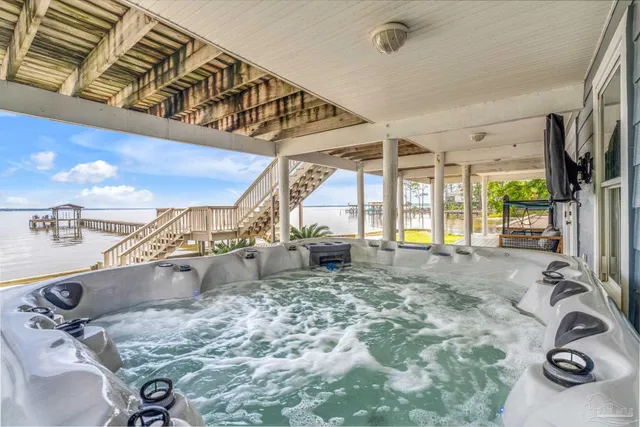 a view of entrance front of house