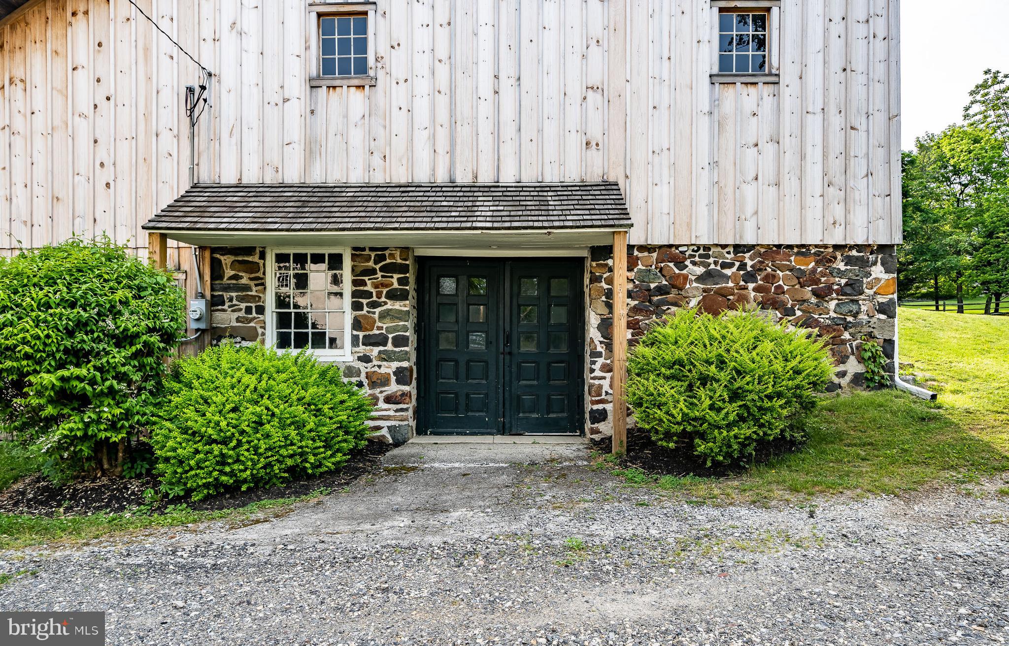 1135 Sugartown Road Berwyn, PA 19312 - Photo 72 of 112 Barn Drivewayside Entance