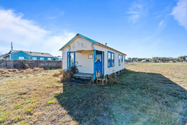 $575,000 | 1315 South Church Street, Rockport, TX 78382
