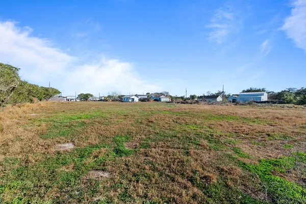 $575,000 | 1315 South Church Street, Rockport, TX 78382