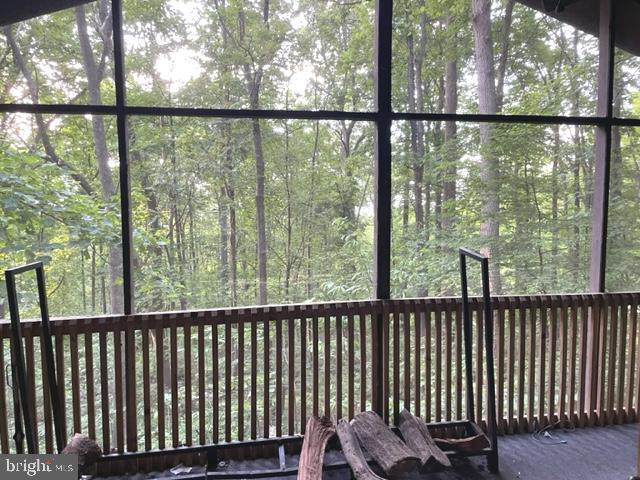 159 Bloodroot Road Front Royal, VA 22630 - Photo 3 of 12 Screened in Porch
