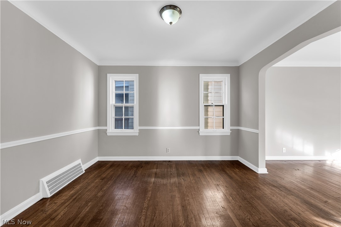 13661 Cedar Road Cleveland, OH 44118 - Photo 7 of 29