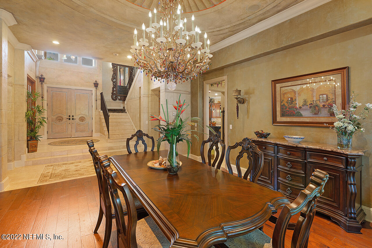 13639 Queens Harbor Boulevard Jacksonville, FL 32225 - Photo 13 of 59 Grand Dining or Living area