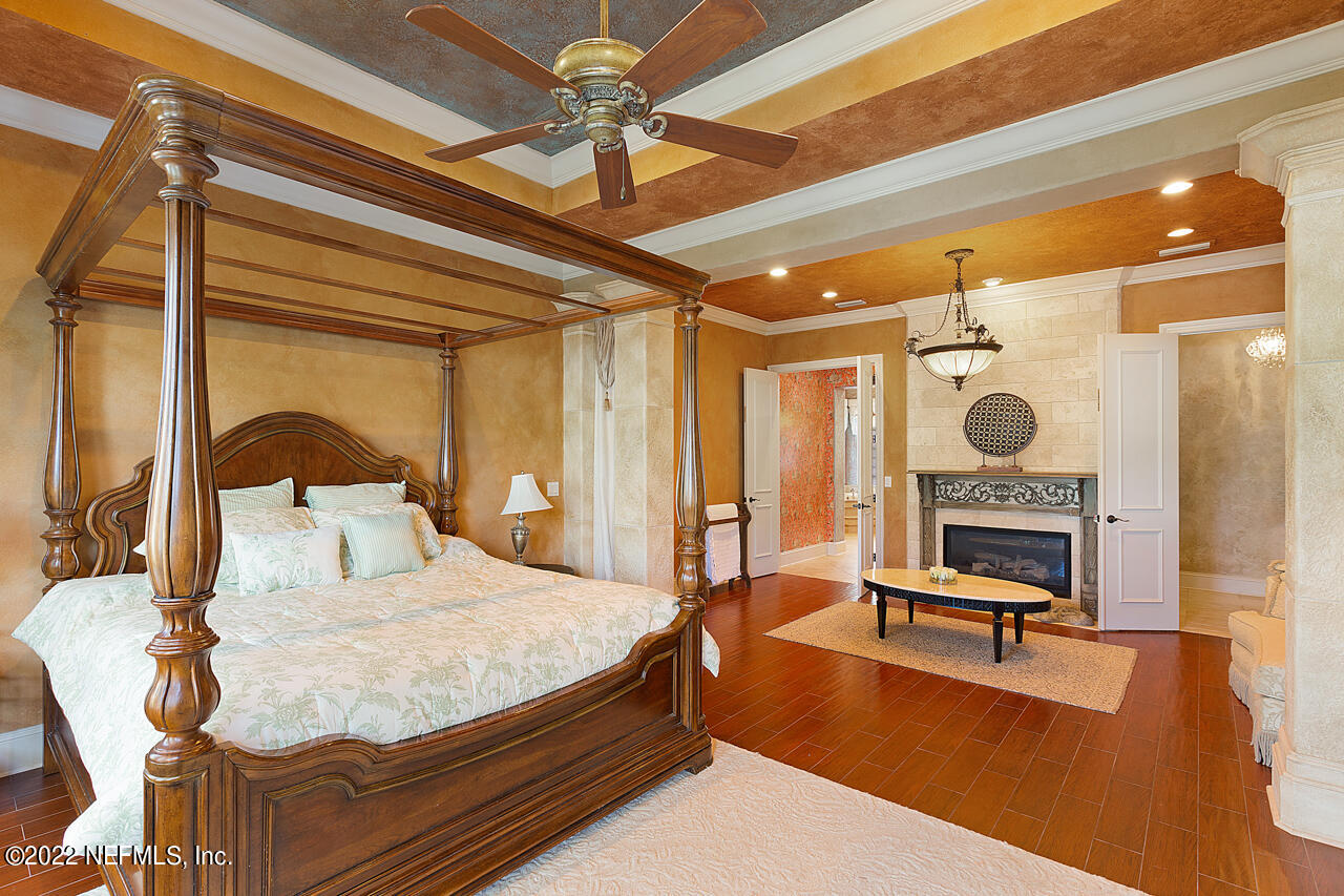 13639 Queens Harbor Boulevard Jacksonville, FL 32225 - Photo 16 of 59 Master bedroom with fireplace