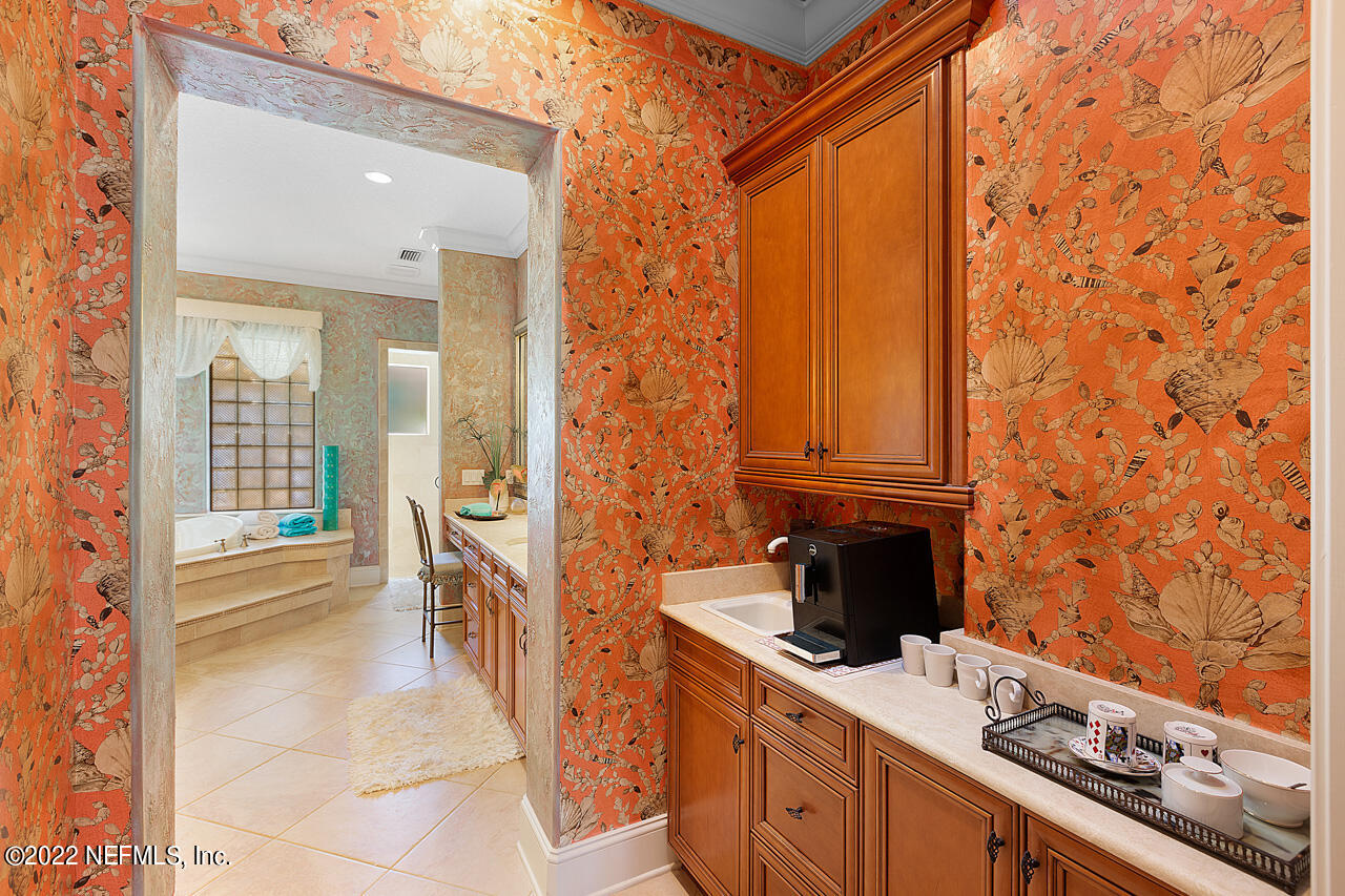 13639 Queens Harbor Boulevard Jacksonville, FL 32225 - Photo 17 of 59 Master bath expresso bar