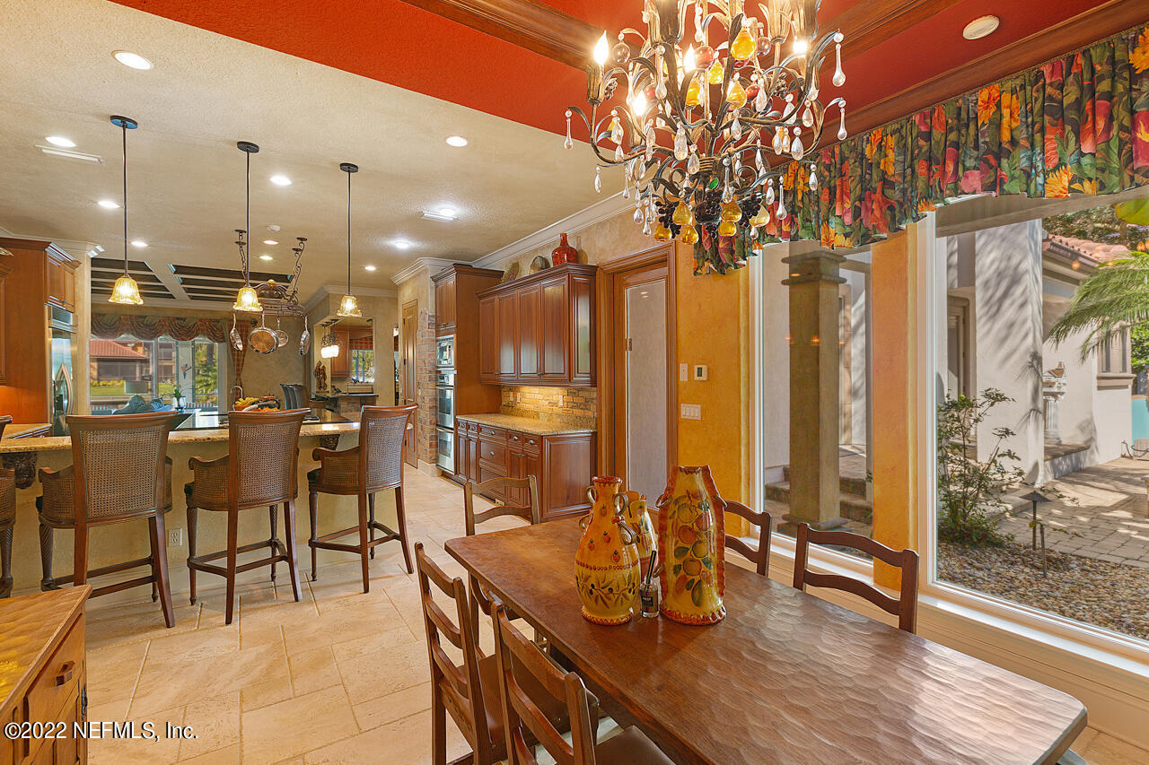 13639 Queens Harbor Boulevard Jacksonville, FL 32225 - Photo 26 of 59 Breakfast room overlooking pool area