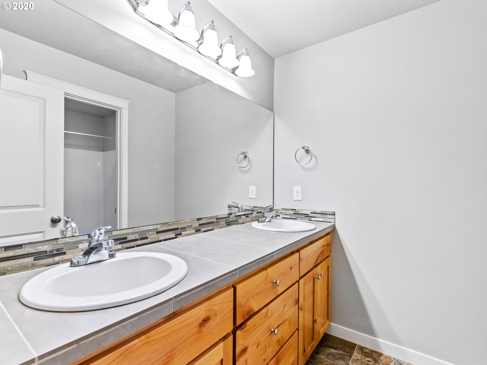 138 North 44th Place Ridgefield, WA 98642 - Photo 24 of 30