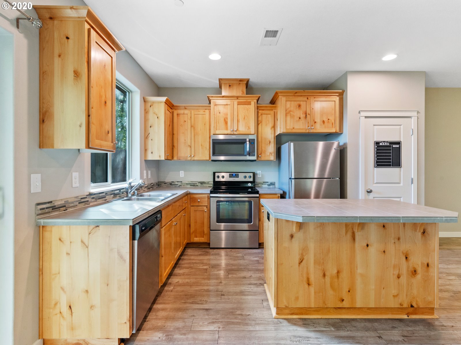 138 North 44th Place Ridgefield, WA 98642 - Photo 8 of 30