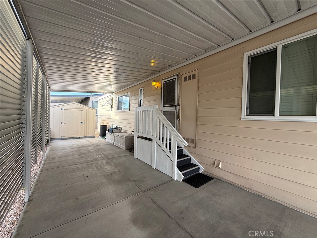 14851 Jeffrey Road, Unit 117 Irvine, CA 92618 - Photo 4 of 45 a view of entryway