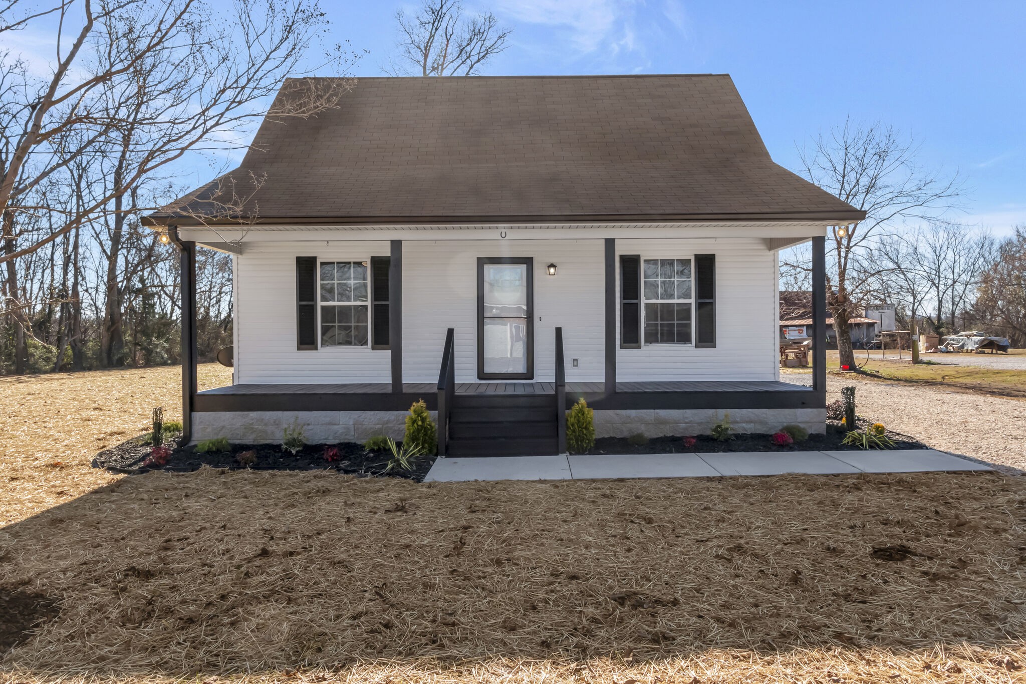 211 Walnut Street Decherd, TN 37324 - Photo 1 of 28 Gallery Image 1