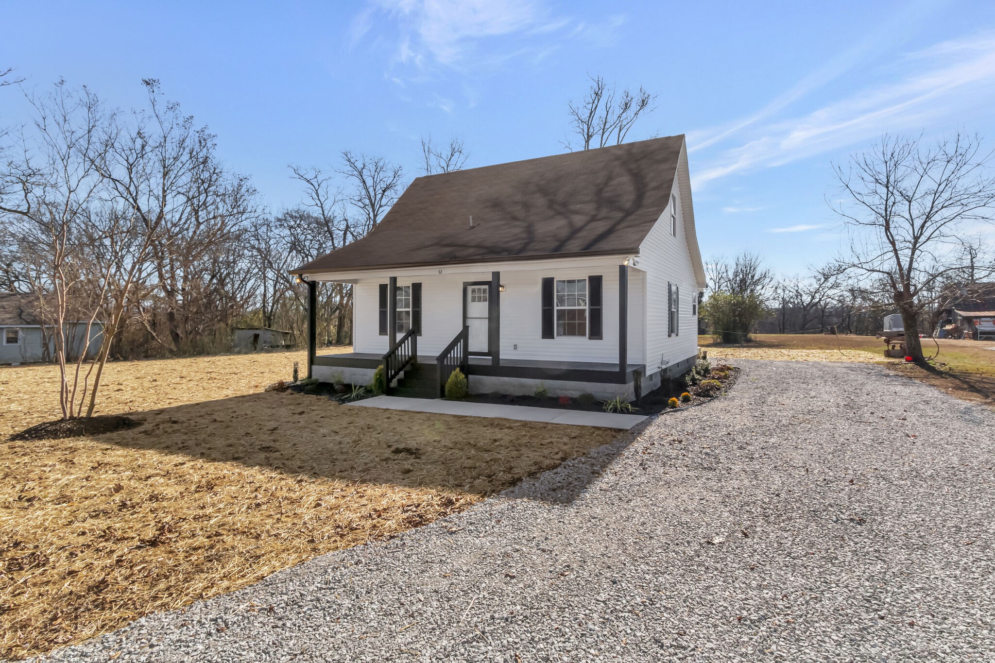 211 Walnut Street Decherd, TN 37324 - Photo 2 of 28 Gallery Image 2
