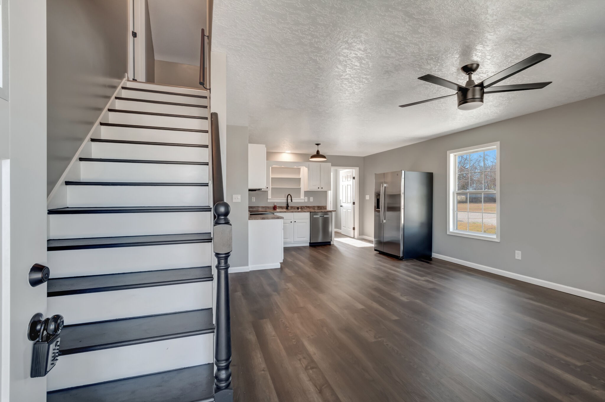211 Walnut Street Decherd, TN 37324 - Photo 6 of 28 Gallery Image 6