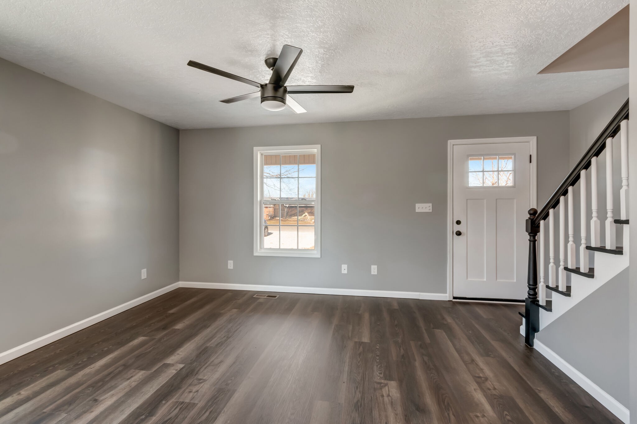 211 Walnut Street Decherd, TN 37324 - Photo 7 of 28 Gallery Image 7