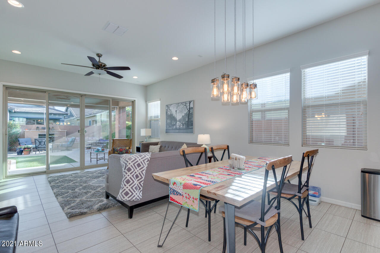 3035 East Appaloosa Road Gilbert, AZ 85296 - Photo 14 of 39 10-Appaloosa
