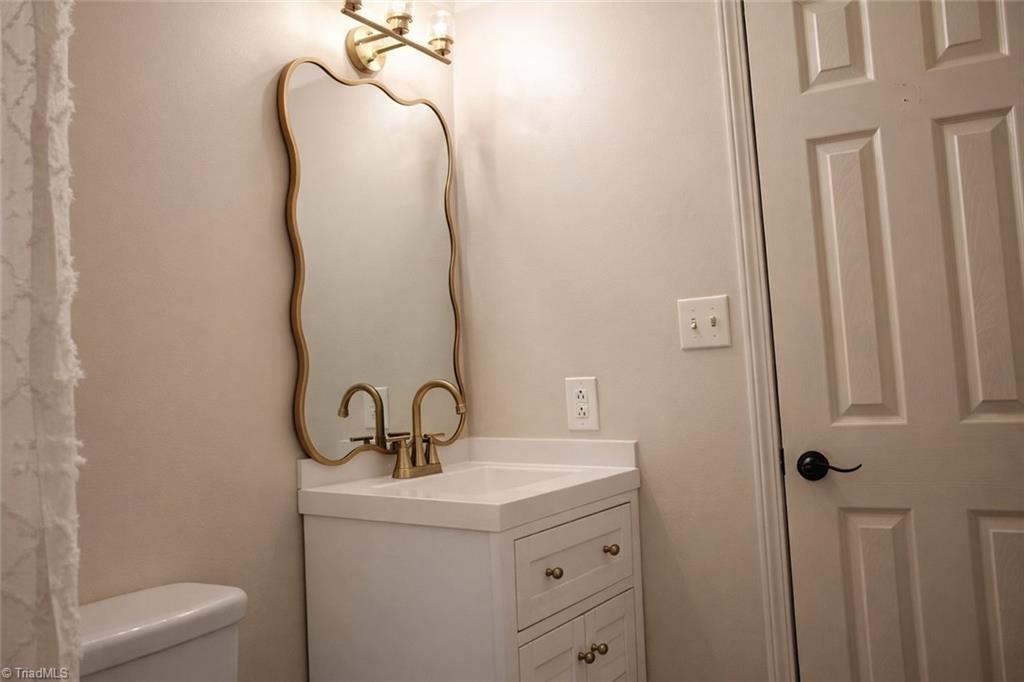 500 Dennis Road Jacksonville, NC 28546 - Photo 15 of 25