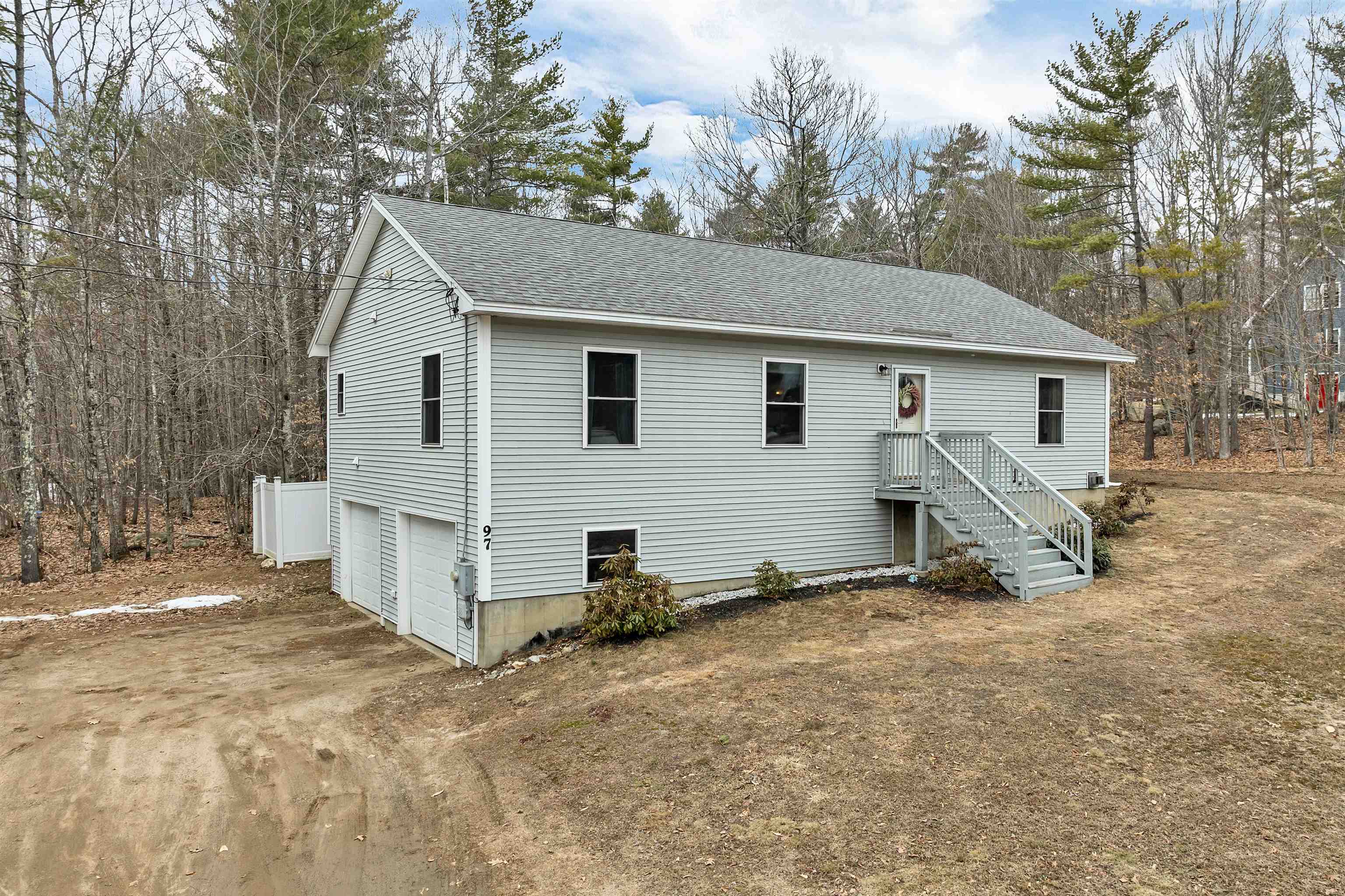 97 Daniel Drive Wakefield, NH 03830 - Photo 6 of 48