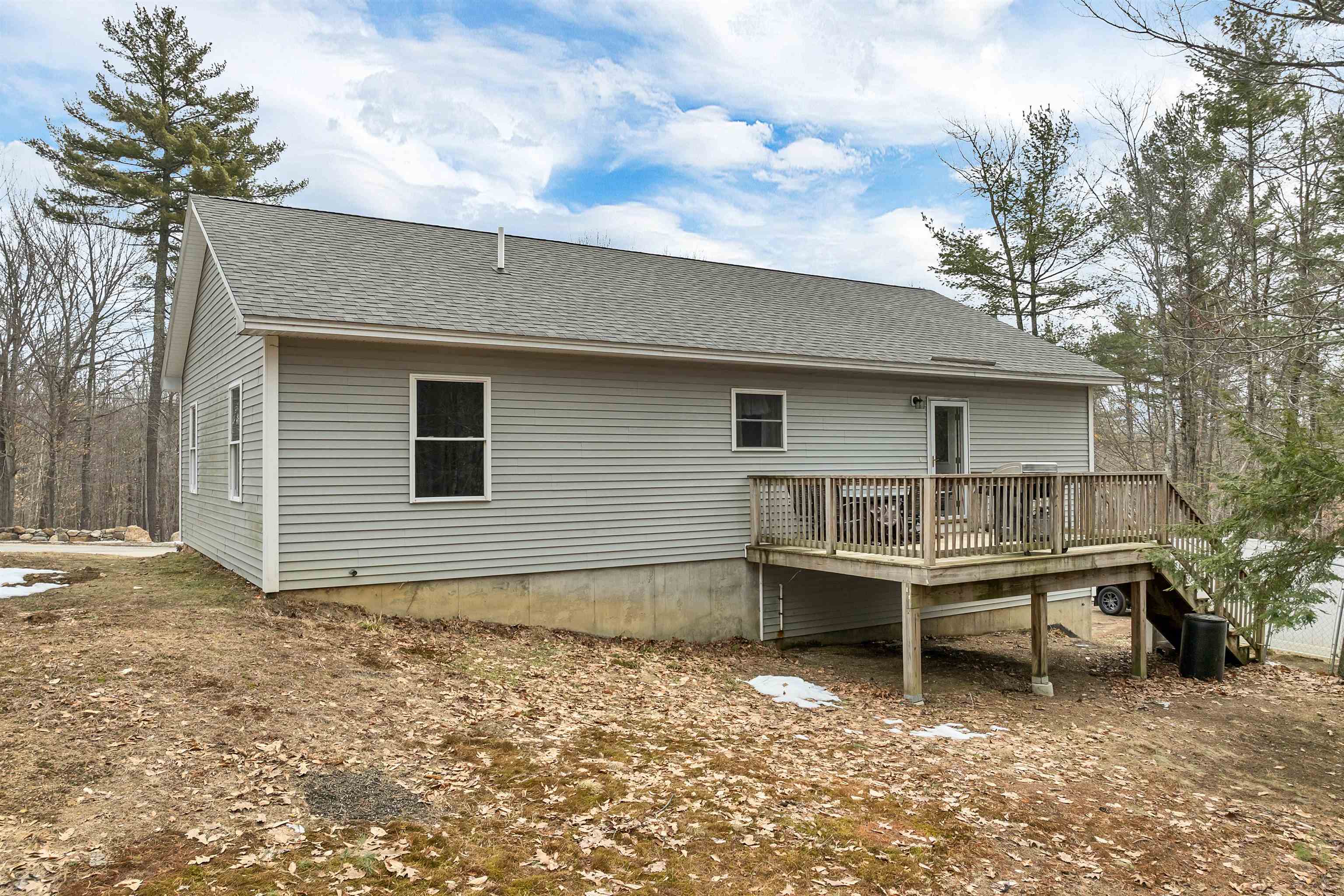 97 Daniel Drive Wakefield, NH 03830 - Photo 8 of 48