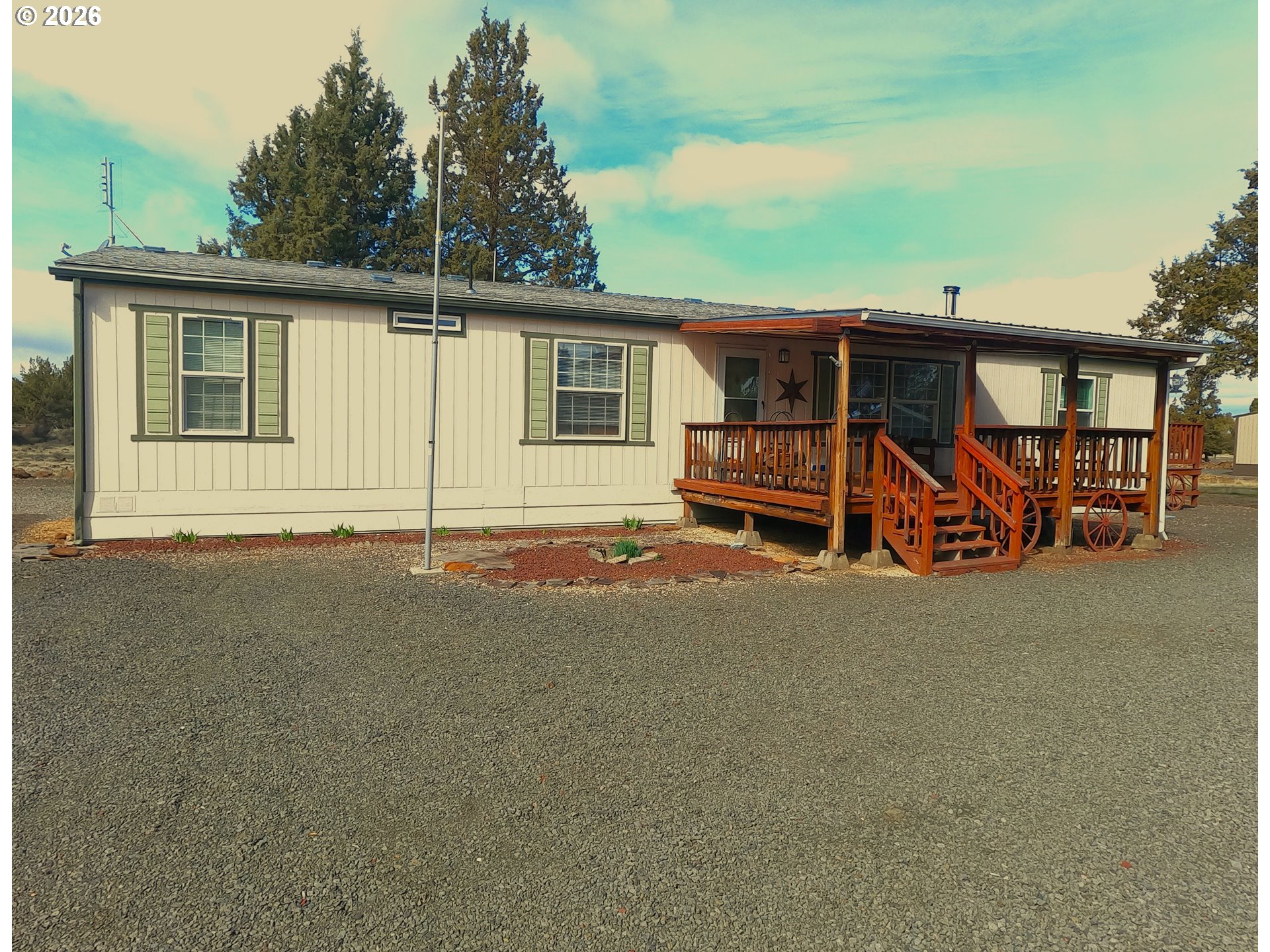 6471 Southwest Dee Lane Culver, OR 97734 - Photo 4 of 33