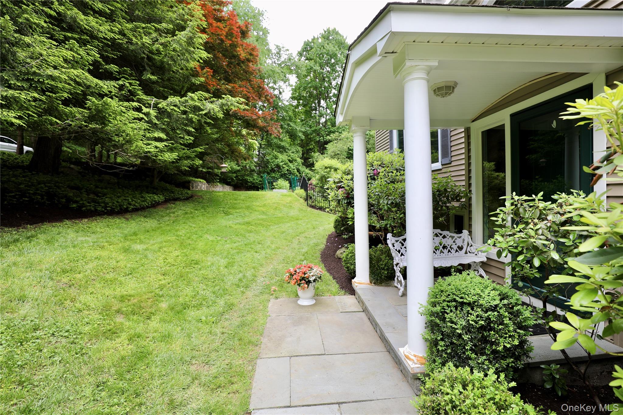 7 David Road Somers, NY 10589 - Photo 3 of 41