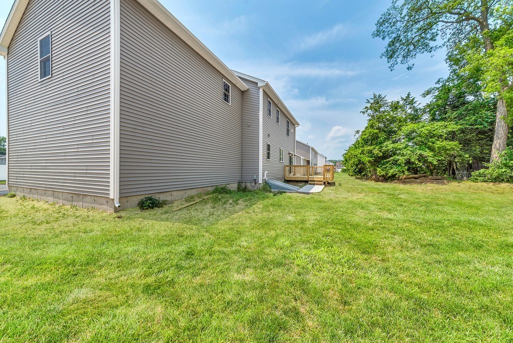 246 Naismith Street Springfield, MA 01104 - Photo 17 of 18 Gallery Image 17