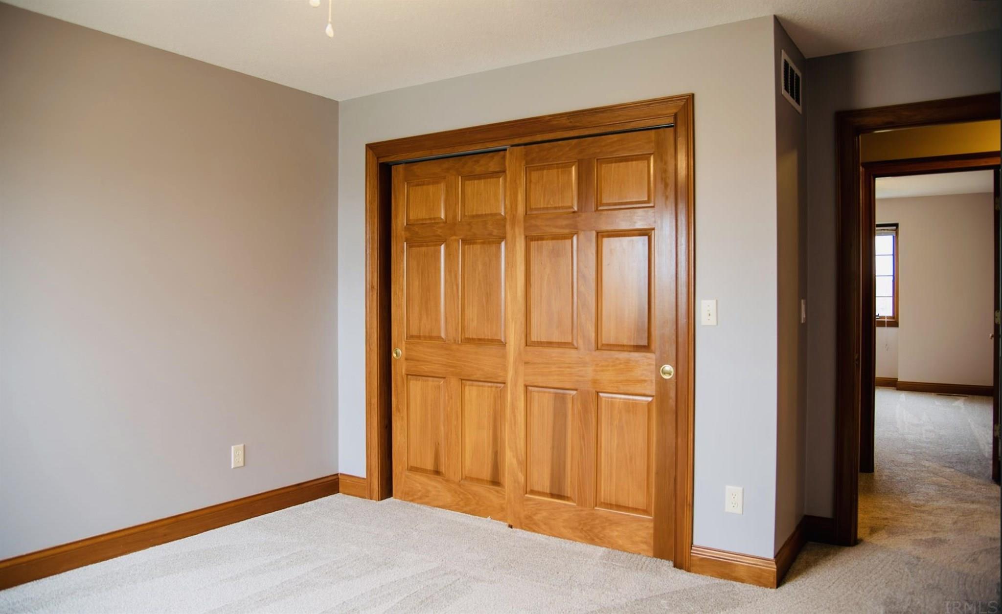 304 Hunters Ridge Auburn, IN 46706 - Photo 24 of 35 Gallery Image 24