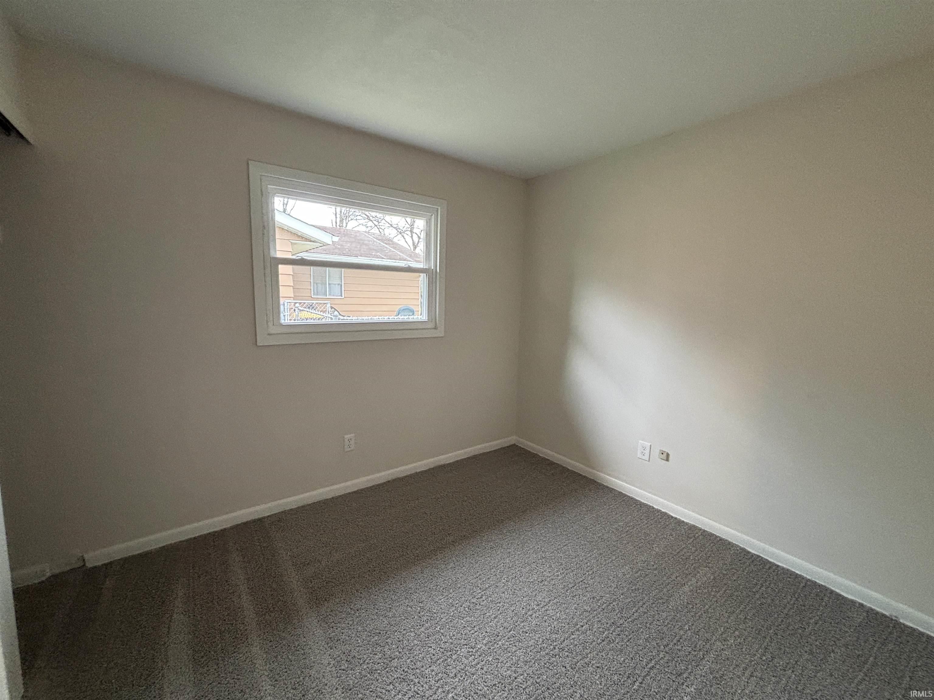 4502 Winter Street Fort Wayne, IN 46806 - Photo 7 of 12