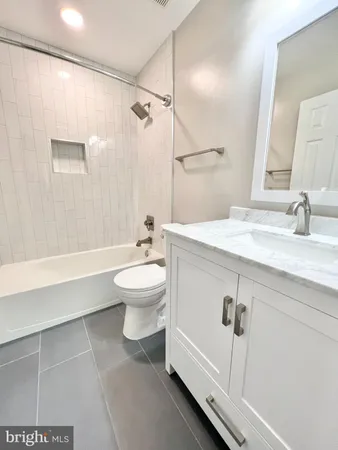 $3,800 | 6400 Warren Point Court, Alexandria, VA 22315